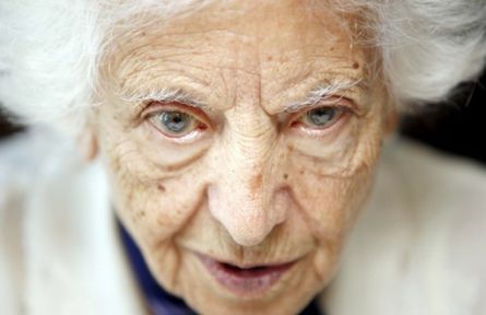 İlk Kadın Gazetecilerden Vasfiye Özkoçak'ı Kaybettik