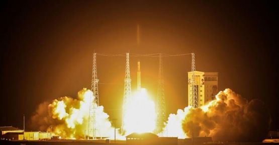 İran: İlk askeri uydumuzu fırlattık