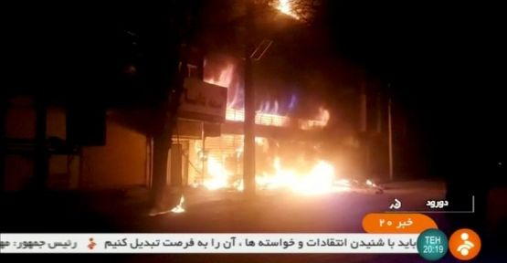İran'da protesto yayılıyor ölü sayısı artıyor