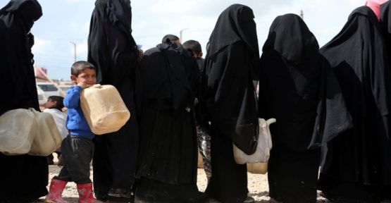 'IŞİD, kamptan kaçan Fransız kadınları çöle götürdü'
