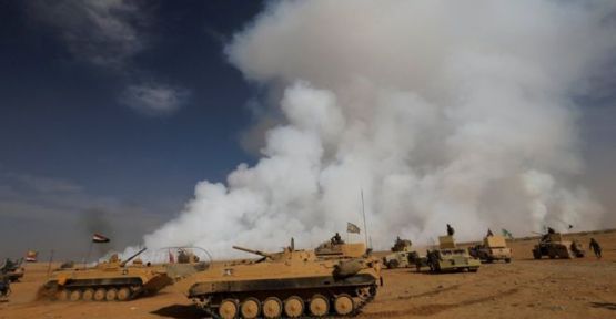 IŞİD'in yaktığı tesisin zehirli dumanı ABD üssüne ulaştı