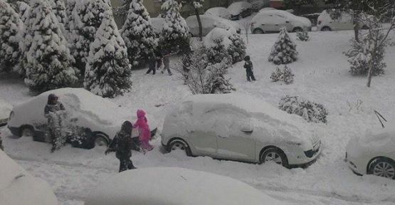 İstanbul Valisi'nden kar tatili açıklaması