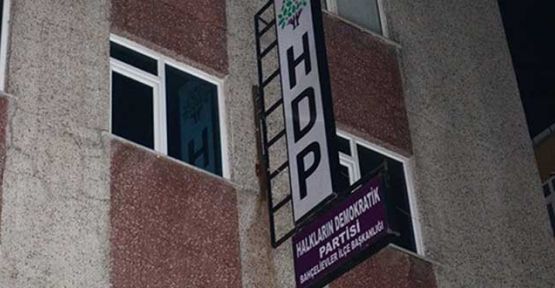 İstanbul'da HDP ilçe binalarında arama yapıldı