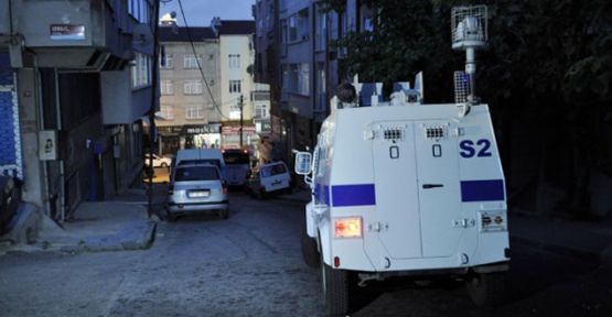 İstanbul'un 8 ilçesinde polis baskını