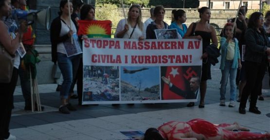 İsveç Parlamentosu önünde Kevser Eltürk protestosu