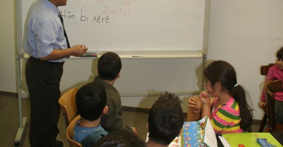 İsviçre'de resmi okullarda Kürtçe dil ve kültür kursları