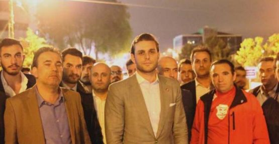 İYİ Parti kurucularından Mehmet Aslan'ın evi kurşunlandı