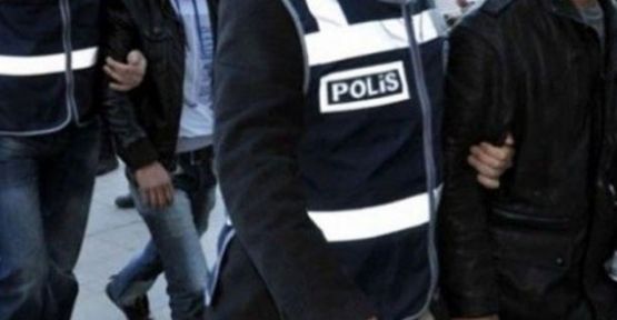 İzmir'de 7 kişi IŞİD'li olmaktan tutuklandı
