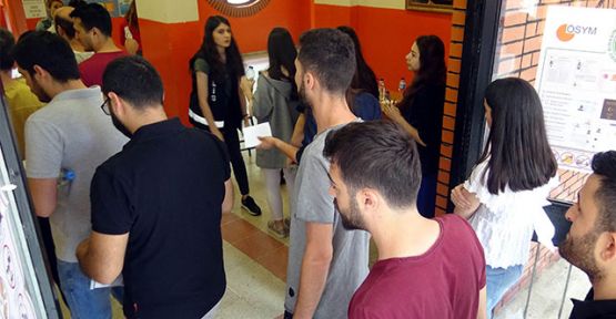 Kamu Personeli Seçme Sınavı başladı 