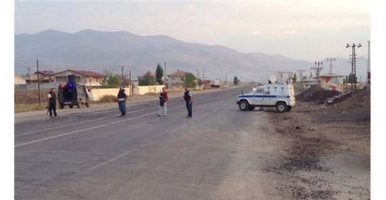 Karakola bombalı saldırı