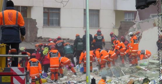Kartal'da çöken binada ölü sayısı 11'e yükseldi