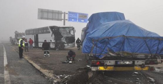 Kayseri'de zincirleme kaza: 14 yaralı