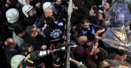 Kayyum ataması ve polis baskınının Türkiye'den dünyaya yansıması