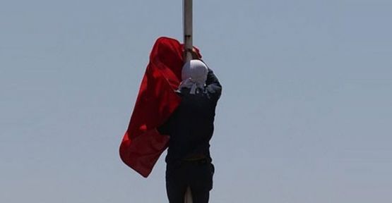 KCK: Bayrak provokasyonunu şiddetle kınıyoruz