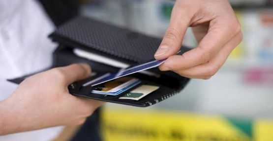 Kredi kartı faiz oranları düşürüldü