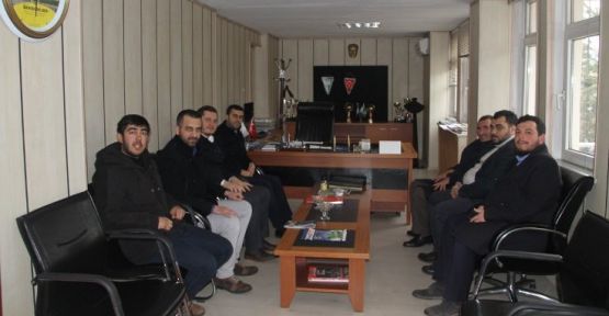 Kurum müdürü randevuya gelmedi, SAADET adayı koltuğa konuşma yaptı