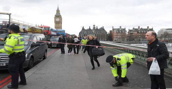Londra'da parlamentoya saldırı: 4 kişi hayatını kaybetti