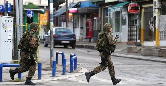 Makedonya'daki çatışmalarda 8'i polis 22 kişi öldü