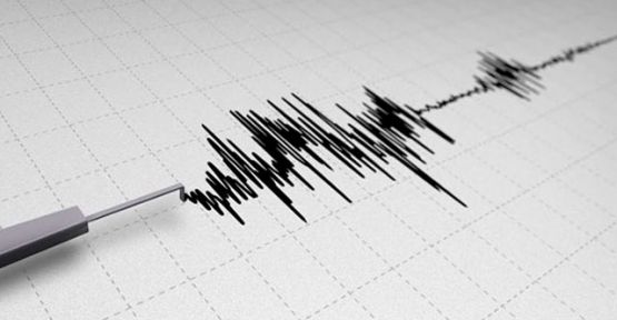 Malatya, art arda 3 depremle sallandı