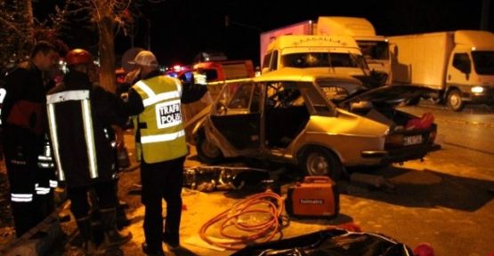 Manisa'da feci kaza: 4 ölü, 6 yaralı