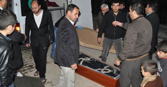 Mardin'de 2 çocuk annesi ölü bulundu