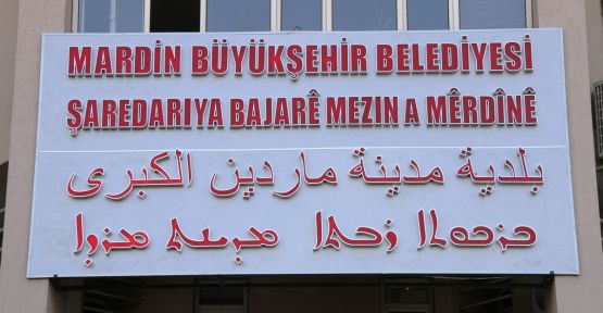 Mardin'de dört dilli tabela dönemi