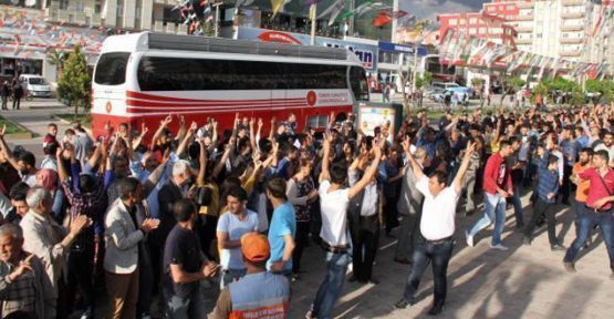Mardinliler Erdoğan'ı protesto etti