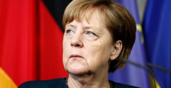 Merkel: Türkiye'ye silah ihracatının tümünü sonlandıramayız