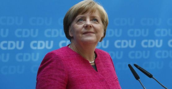 Merkel'den İncirlik'e alternatif