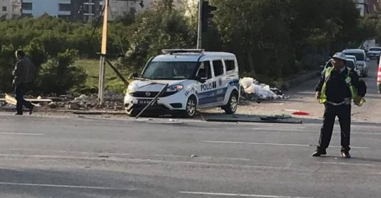 Mersin'de polise saldırı: 2 polis yaralı