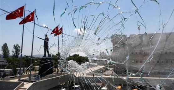 MHP'den FETÖ şerhi: 2002 sonrası siyasiler neden yok?