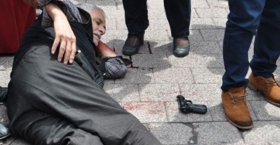 Öcalan için stant kuran BDP'lilere saldırı