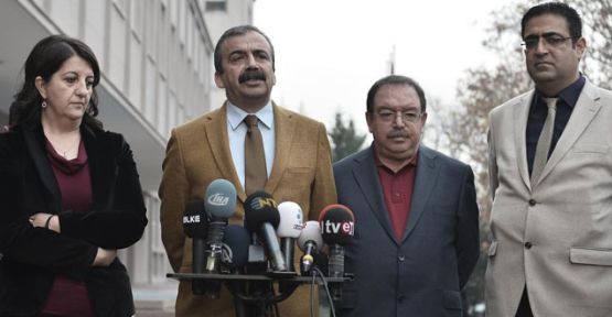 'Öcalan'a bu yaklaşım Marmara Denizi kadar hendek kazmaktır'