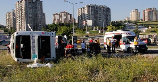 Öğrencileri taşıyan otobüs devrildi: 43 yaralı