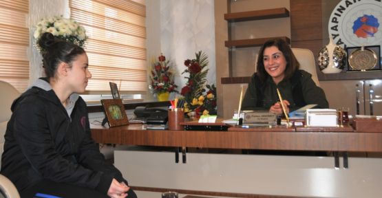 Okul harçlığını Rojava'ya gönderdi