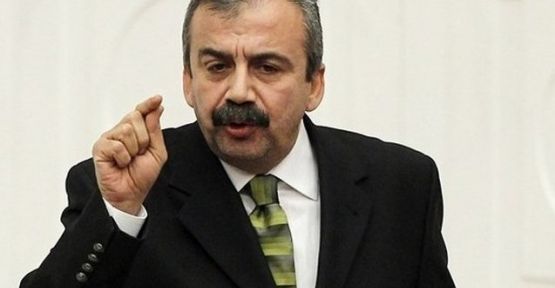 Önder: 'Davutoğlu çözüm süreci nedeniyle görevden alındı'