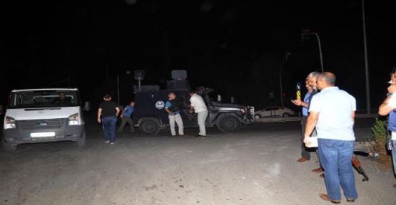 Osmaniye'de polis aracına saldırı!