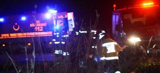 Otomobil nehre uçtu! 4 ölü