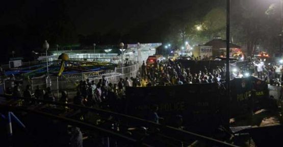 Pakistan'da bilanço ağırlaşıyor: Ölü sayısı 70'i aştı