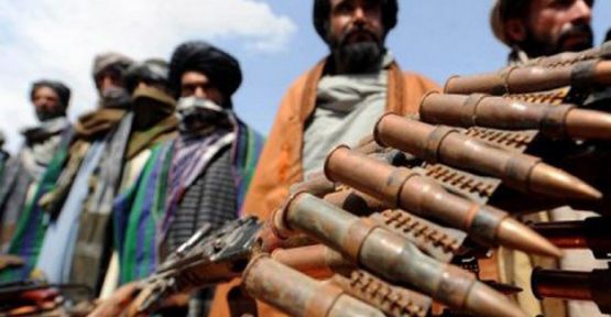 Pakistan'da Taliban'la ateşkes