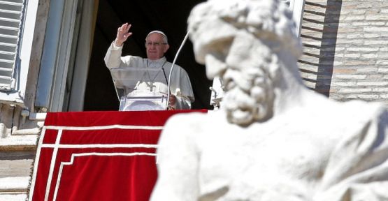Papa, 23 Şubat’ta tüm dünyayı oruç tutmaya çağırdı