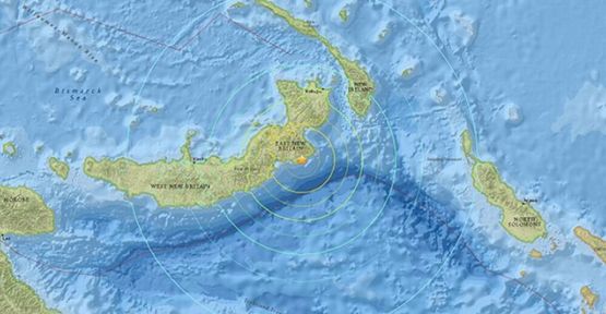 Papua Yeni Gine'de 7,4 büyüklüğünde deprem