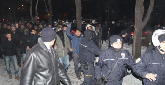 Polis destekli ülkücü abluka