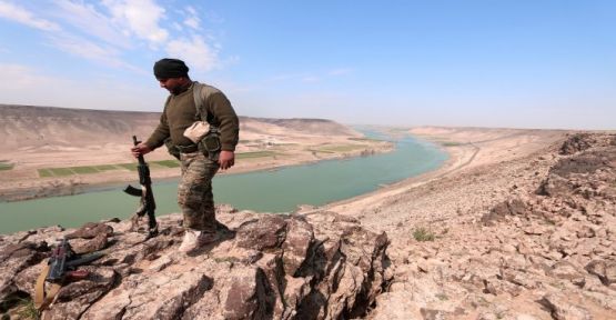 Reuters: Kürtler Esad'a yol haritası sundu