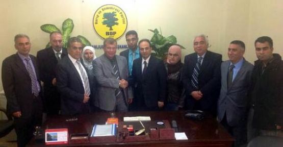 Rojava Yönetimi'nden resmi ziyaret