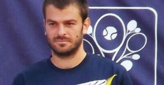 Rumen raket tenisten men edildi