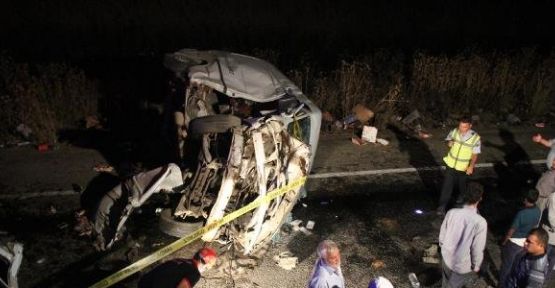 Şanlıurfa'da feci kaza, 4 ölü, 2 yaralı