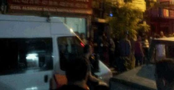 SDP İzmir İl Örgütü binasına polis baskını