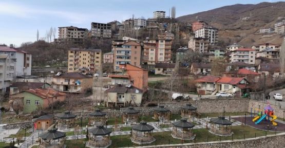 Şemdinli Belediyesi tedbir amaçlı parkları kullanıma kapattı