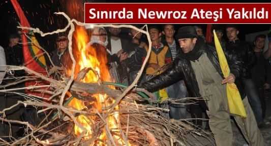 Şemdinli Derecik Beldesi'nde Newroz Ateşi Yakıldı